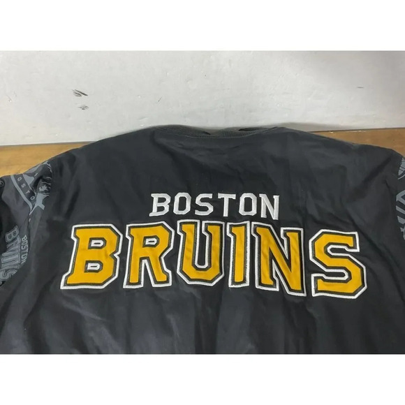 Starter NHL Boston Bruins Quilted Black Bombers Jacket Size XL NWT - Picture 14 of 14